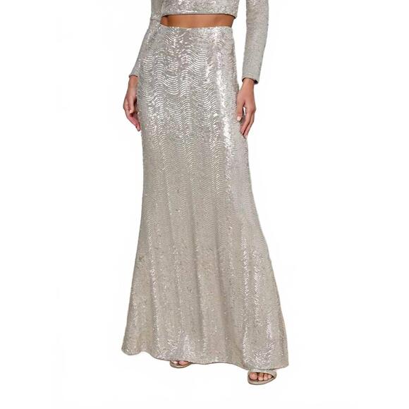 L'AGENCE Dresses & Skirts - NEW L'AGENCE zeta maxi skirt in silver sequin swirl